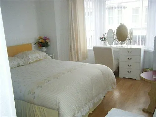 Fairhaven Hotel On Woodfield Road Блэкпул Отель типа 