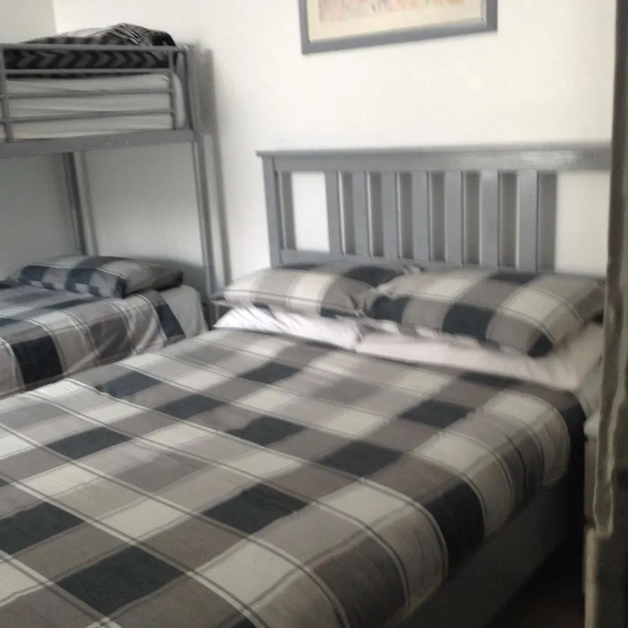 Fairhaven Hotel On Woodfield Road Блэкпул